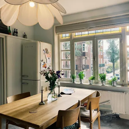 Appartement Lovely & Spacious In 'old-south' Area *