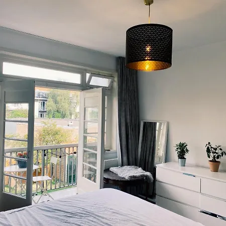 Appartement Lovely & Spacious In 'old-south' Area Amsterdam